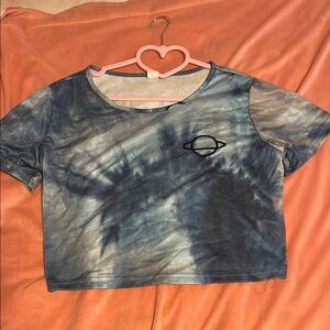 Stylish Blue Tie-Dye Crop Top